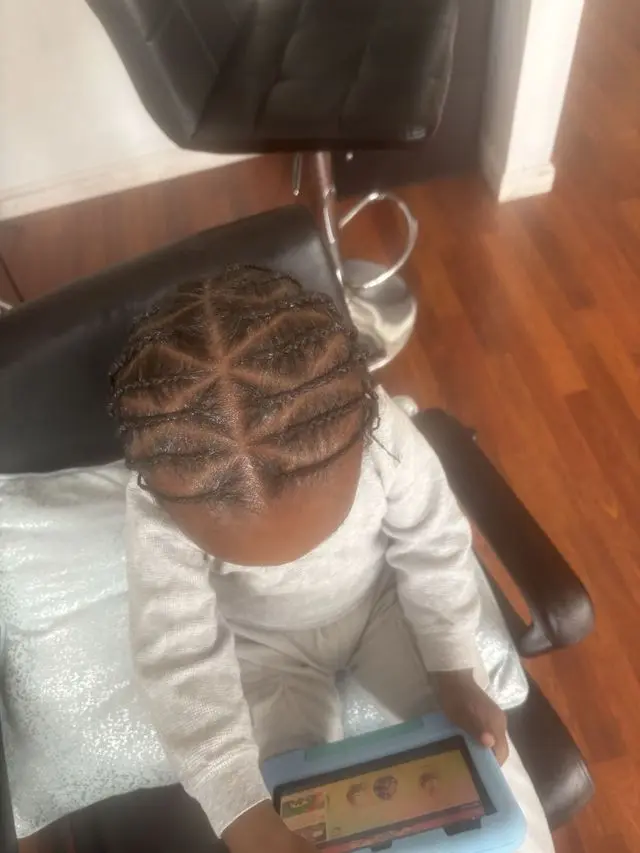 braided style photo placeholder